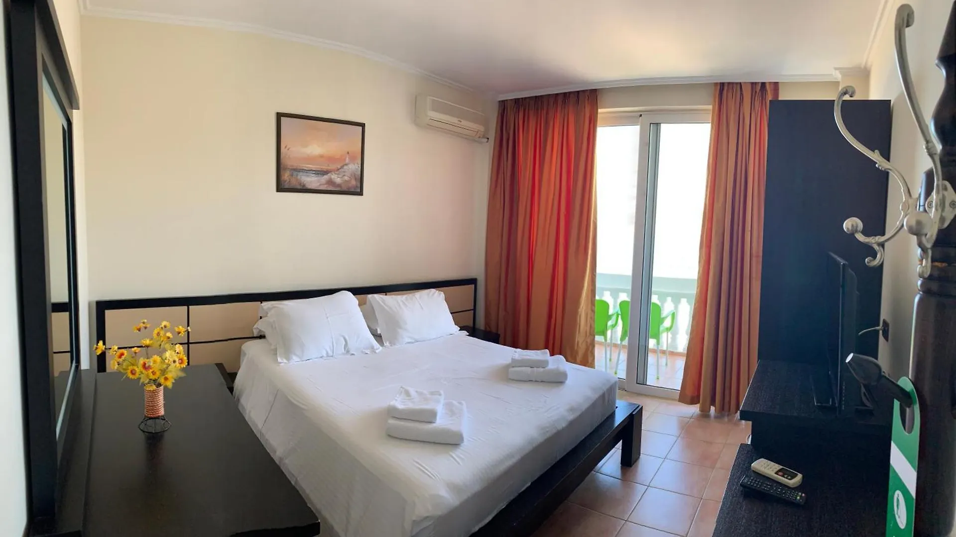 ****  Hotel Dodona Sarandë Albánie