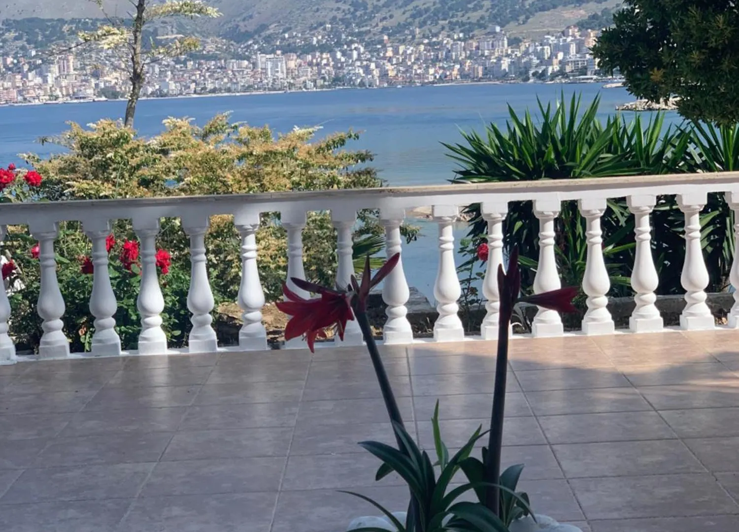 ****  Hotel Dodona Sarandë Albanien